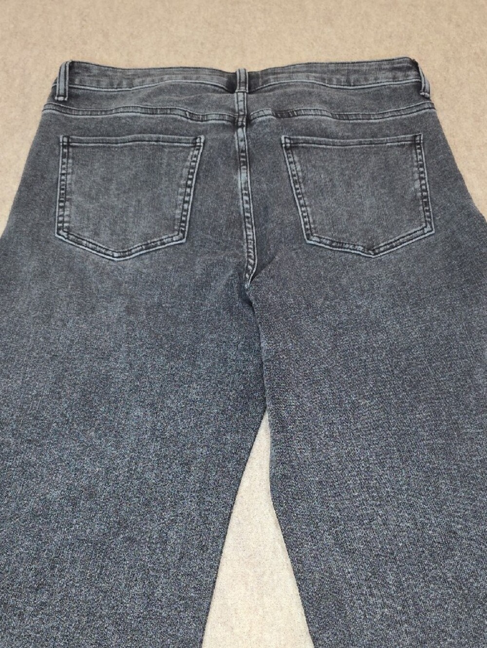 🖤 Quince Ultra-Soft High-Rise Wide Leg Jeans - Washed Black (Size 31) - Picture 13 of 16